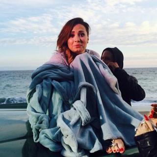 Demi Lovato feet photo thumbnail