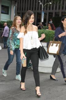 Lucy Hale feet photo thumbnail