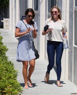Lea Michele feet photo thumbnail