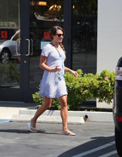 Lea Michele feet photo thumbnail