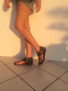 Alessia Marcuzzi feet photo thumbnail