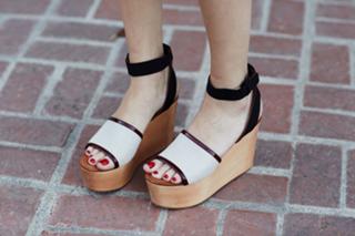 Chiara Ferragni feet photo thumbnail