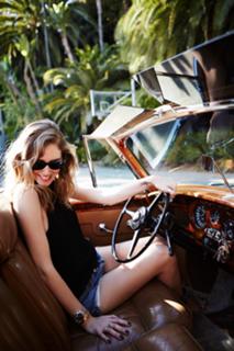 Chiara Ferragni feet photo thumbnail