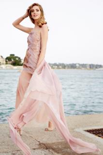 Chiara Ferragni feet photo thumbnail