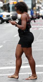 Serena Williams feet photo thumbnail