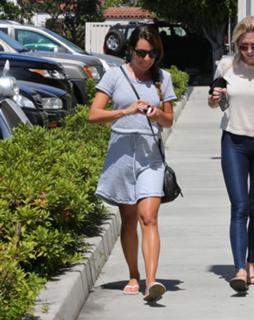 Lea Michele feet photo thumbnail
