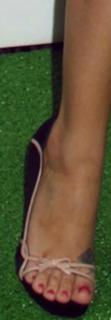Melissa Joan Hart feet photo thumbnail