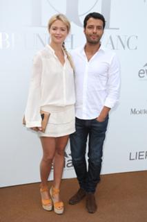 Virginie Efira feet photo thumbnail