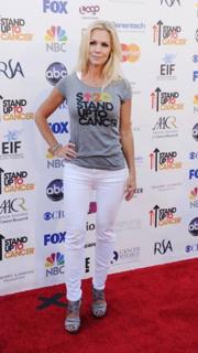 Jennie Garth feet photo thumbnail
