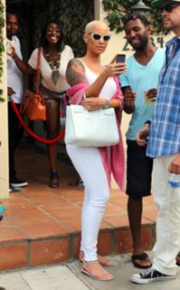 Amber Rose feet photo thumbnail