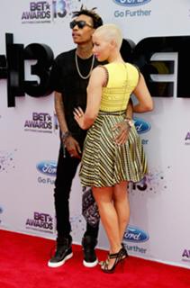Amber Rose feet photo thumbnail