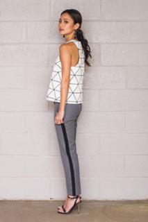 Jamie Chung feet photo thumbnail