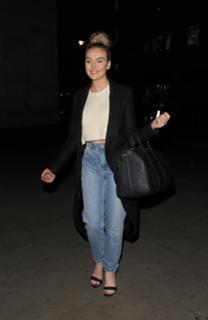 Perrie Edwards feet photo thumbnail