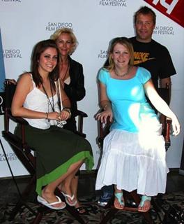 Melissa Joan Hart feet photo thumbnail