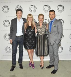 Melissa Joan Hart feet photo thumbnail