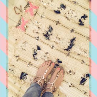 Reese Witherspoon feet photo thumbnail