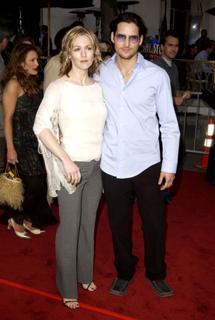 Jennie Garth feet photo thumbnail