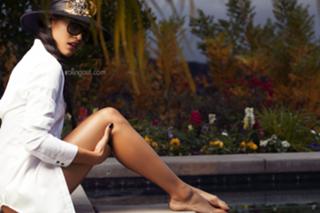 Karrueche Tran feet photo thumbnail