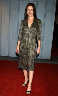 Jennie Garth feet photo thumbnail
