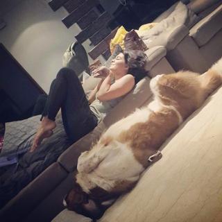 Jacqueline Fernandez feet photo thumbnail