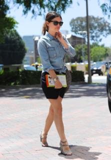 Rachel Bilson feet photo thumbnail