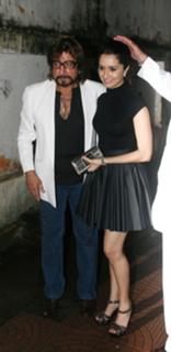 Shraddha Kapoor feet photo thumbnail
