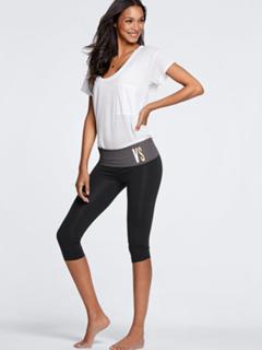 Lais Ribeiro feet photo thumbnail