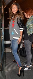 Nicole Scherzinger feet photo thumbnail