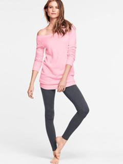Behati Prinsloo feet photo thumbnail