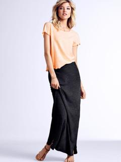 Martha Hunt feet photo thumbnail
