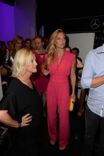 Bar Refaeli feet photo thumbnail
