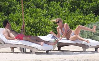 Kate Upton feet photo thumbnail