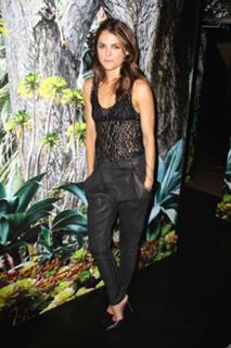 Keri Russell feet photo thumbnail