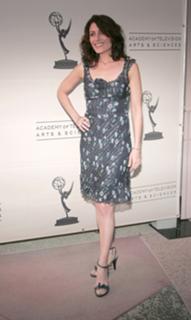 Lisa Edelstein feet photo thumbnail