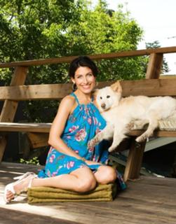 Lisa Edelstein feet photo thumbnail