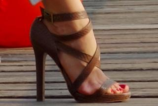 Xenia Tchoumitcheva feet photo thumbnail