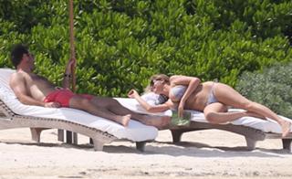 Kate Upton feet photo thumbnail