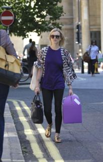 Fearne Cotton feet photo thumbnail