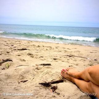 Constance Marie feet photo thumbnail