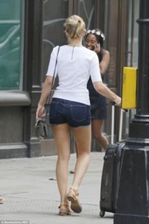 Rachel Riley feet photo thumbnail