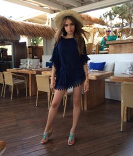 Xenia Tchoumitcheva feet photo thumbnail
