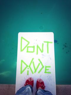 Aya Cash feet photo 3