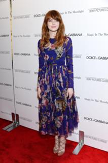 Emma Stone feet photo thumbnail