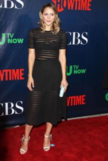 Katharine McPhee feet photo thumbnail