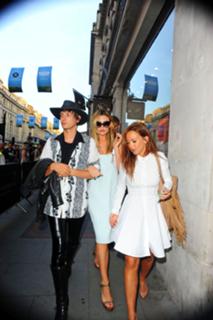 Abbey Clancy feet photo thumbnail