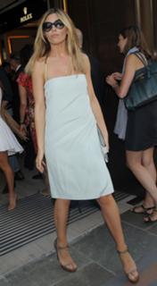 Abbey Clancy feet photo thumbnail