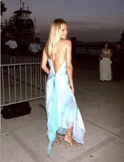Molly Sims feet photo thumbnail
