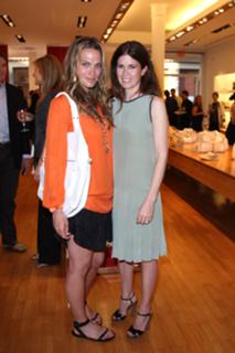 Molly Sims feet photo thumbnail