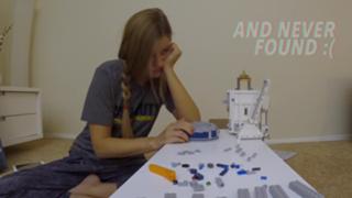 Justine Ezarik feet photo thumbnail