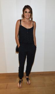 Nikki Reed feet photo thumbnail
